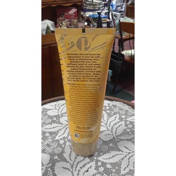 Perfectly Posh Gold Shimme-ling Body Luminzer For Glittery Moisturized Summer Sk - Picture 2 of 4